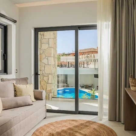 Lagoon Luxury Suites Aparthotel Vasilikí