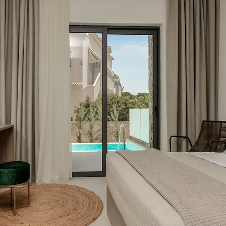 Lagoon Luxury Suites Ξενοδοχείο με διαμερίσματα
